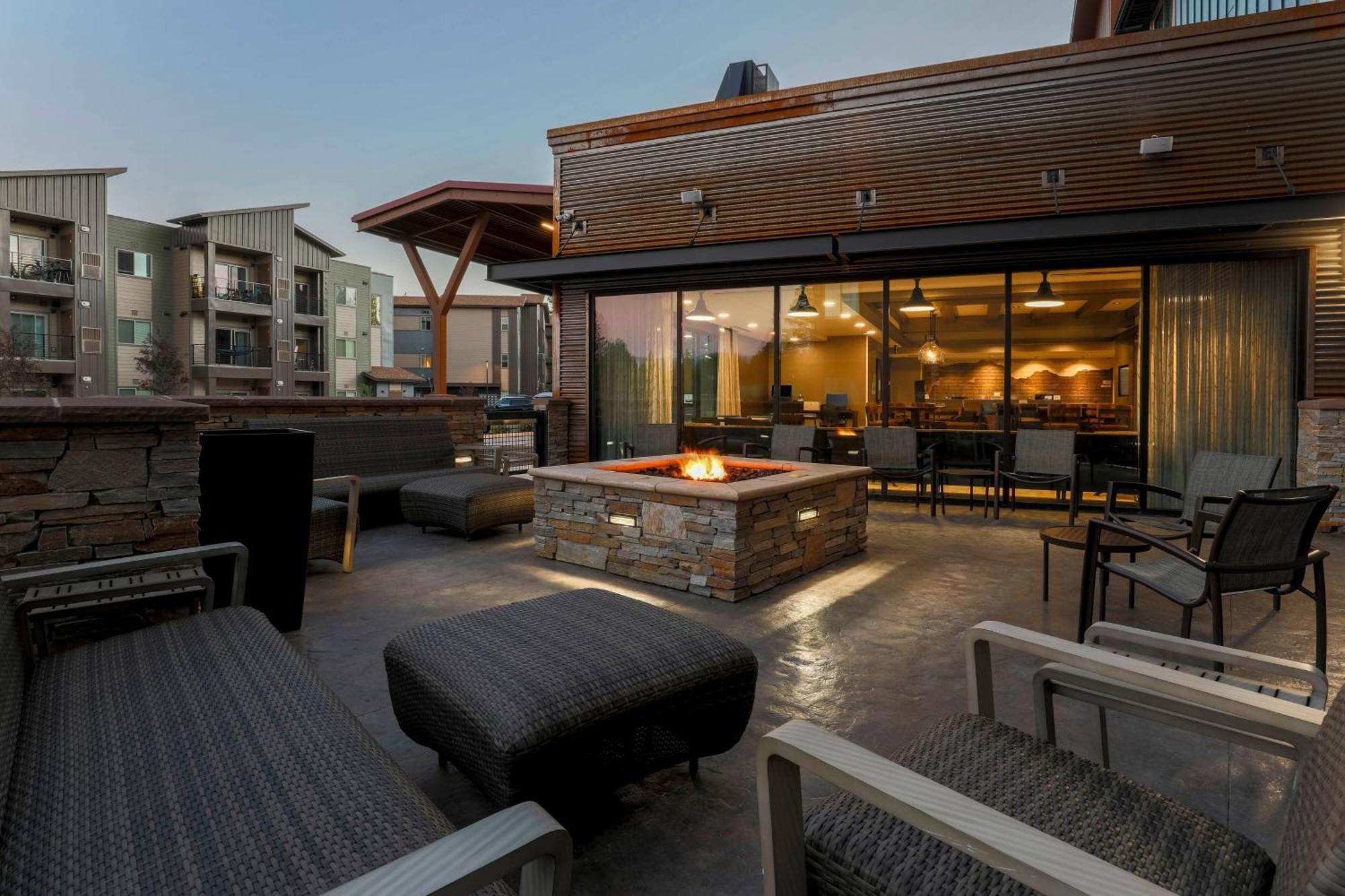 Springhill Suites By Marriott Truckee Lake Tahoe Екстер'єр фото